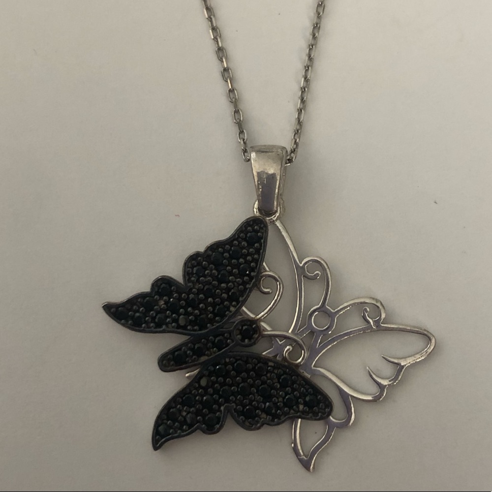 925 Silver butterfly necklace clear cz - Picture 4 of 7